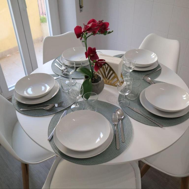 Sara's Home - Modern Apartment Near Metro, Perfect for Families and Groups in Rome - Appartamento con 3 Camere da Letto - 28