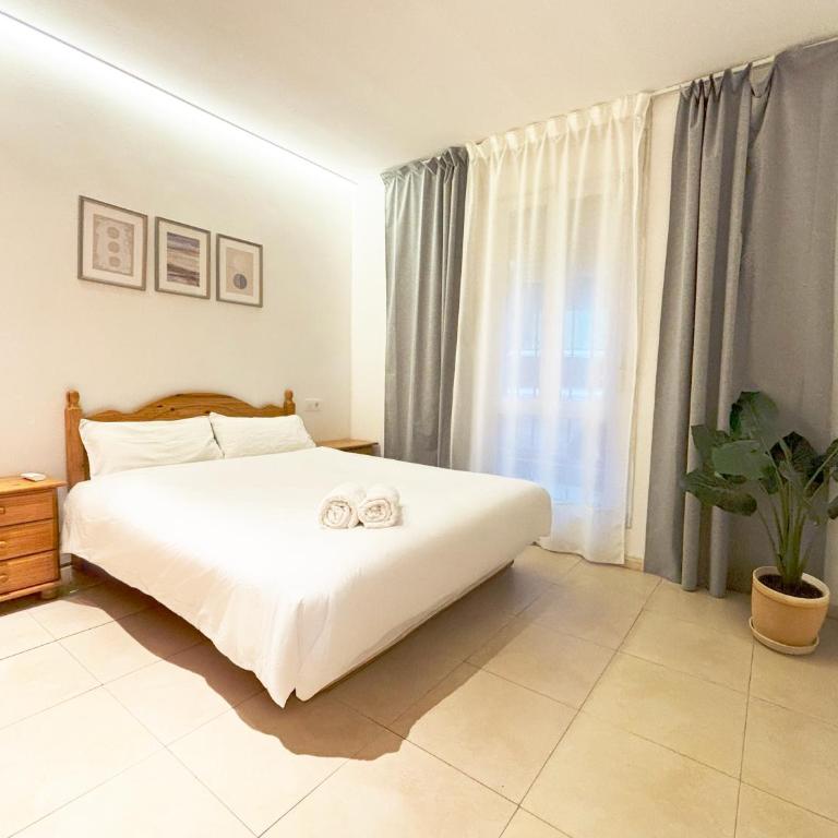 Luminoso, muy amplio, buena zona - One-Bedroom Apartment - 6