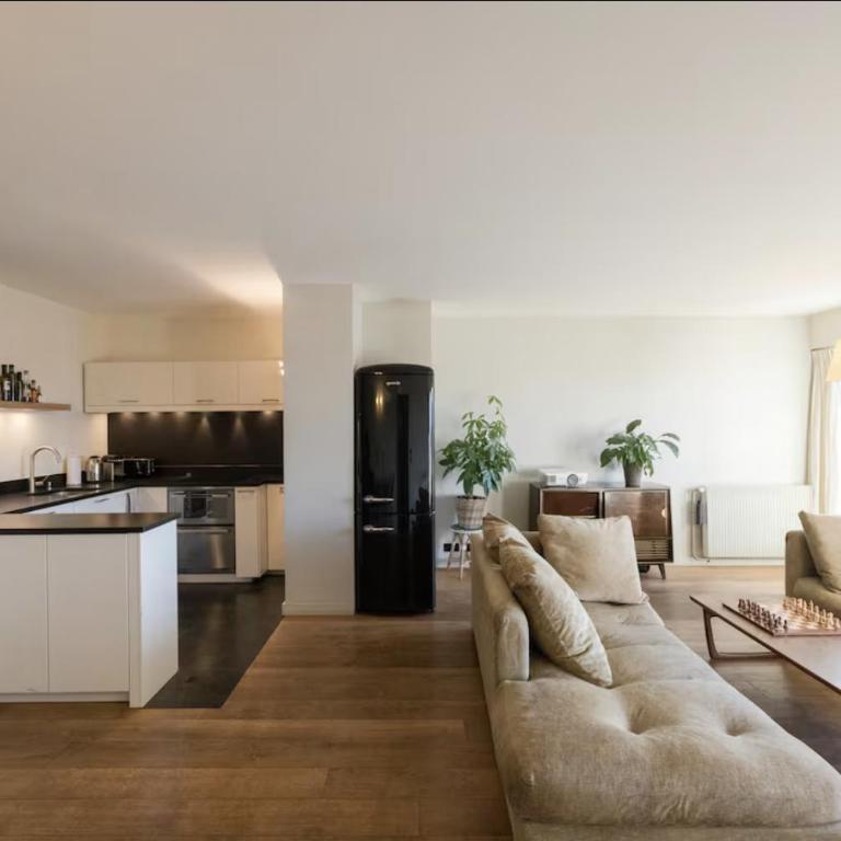 Amazing view, beautiful flat, swimming pools, secure parking - Appartement 1 Chambre - 10
