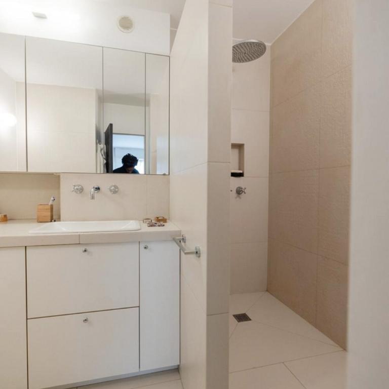 Amazing view, beautiful flat, swimming pools, secure parking - Appartement 1 Chambre - 15