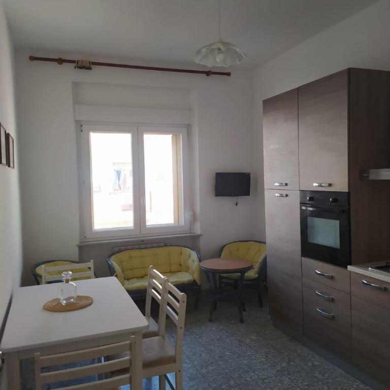 THALASSA Beach Poetto - Appartamento con 2 Camere da Letto - 2