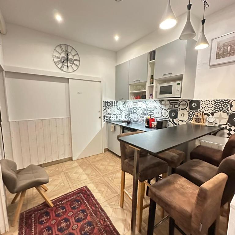 Charles V Marais Apartment - Appartement - Rez-de-Chaussée - 10