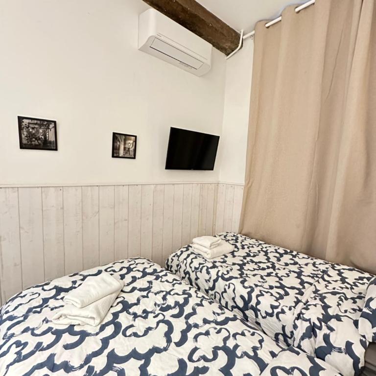 Charles V Marais Apartment - Appartement - Rez-de-Chaussée - 33
