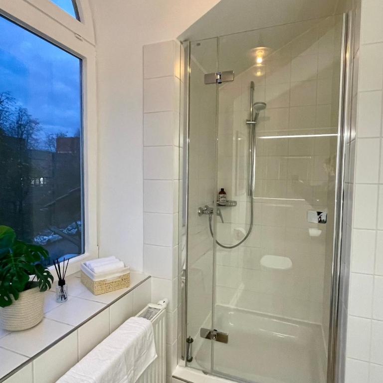 Munich Penthouse with Kitchen, Roofgarden and Parking - Superior Apartment mit 2 Schlafzimmern - 36