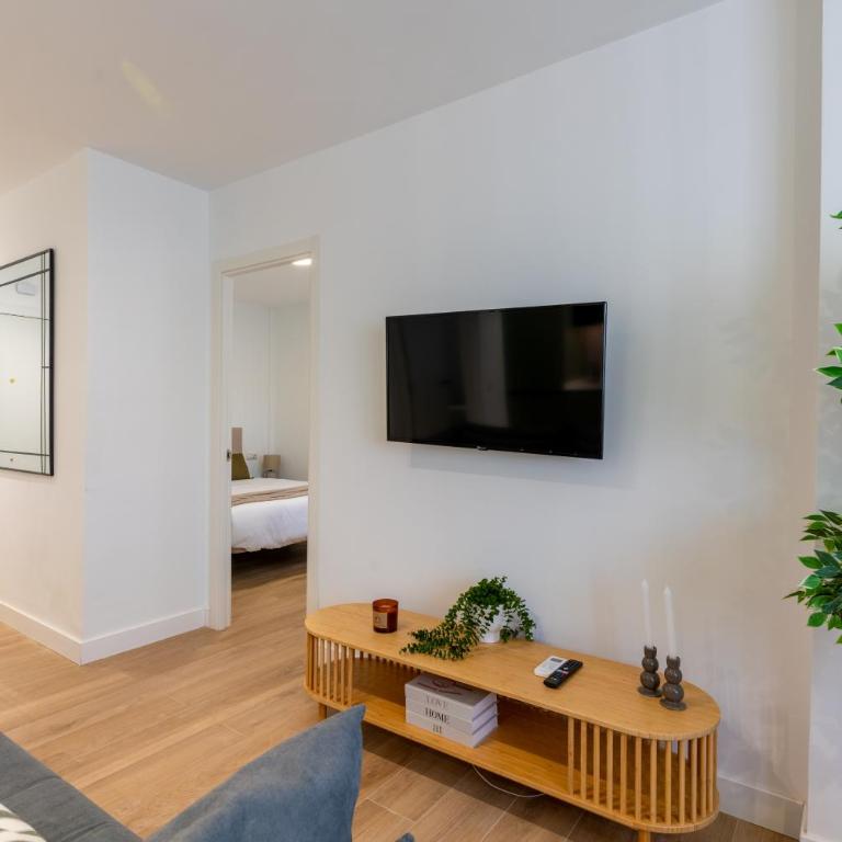 Diseño y comodidad en Bami - Two-Bedroom Apartment - 32