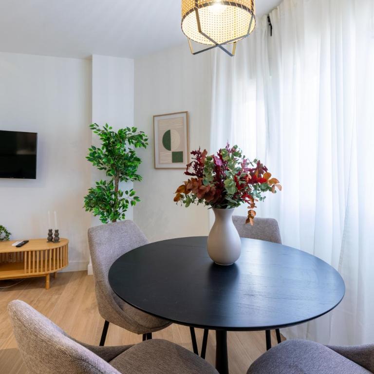 Diseño y comodidad en Bami - Two-Bedroom Apartment - 34