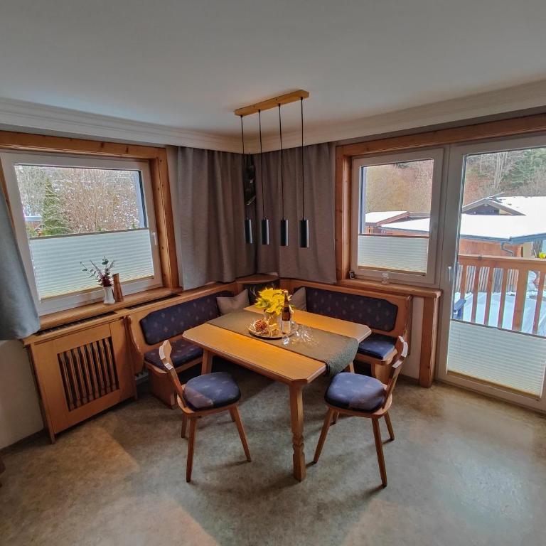 Apartment Anni im Haus Hintertal - Apartment mit 2 Schlafzimmern und Bergblick - 12