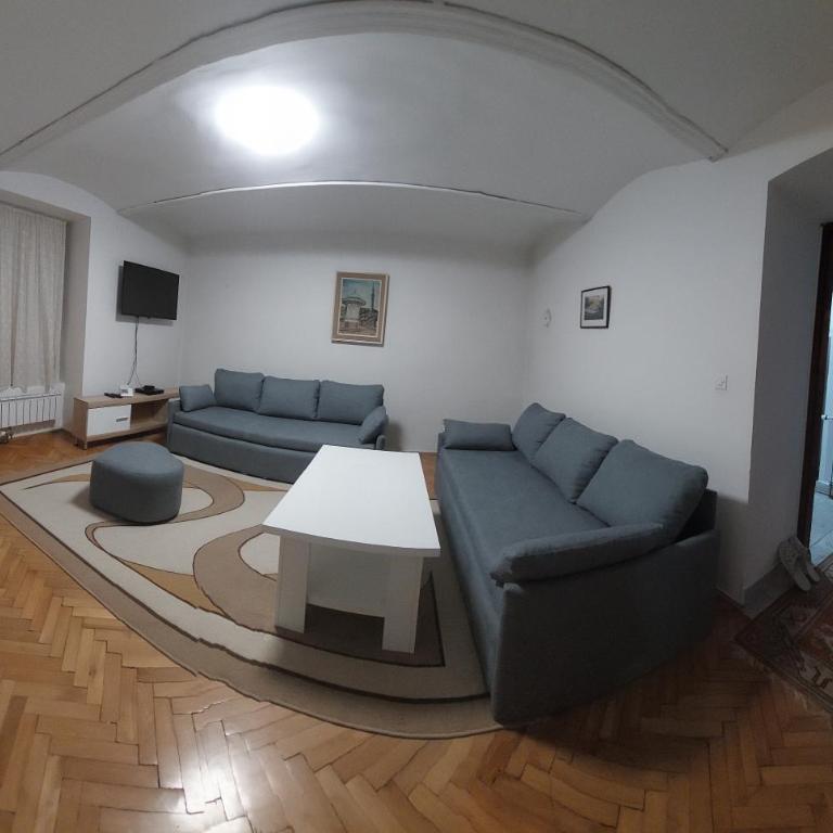 Apartment Splitska - Apartman - Prizemlje - 1