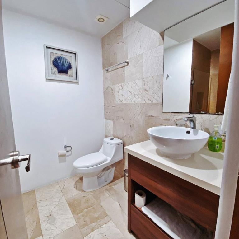 Ocean View Studio en 4th piso, enseguida de 5ta Ave - Studio Apartment with Sea View - 15