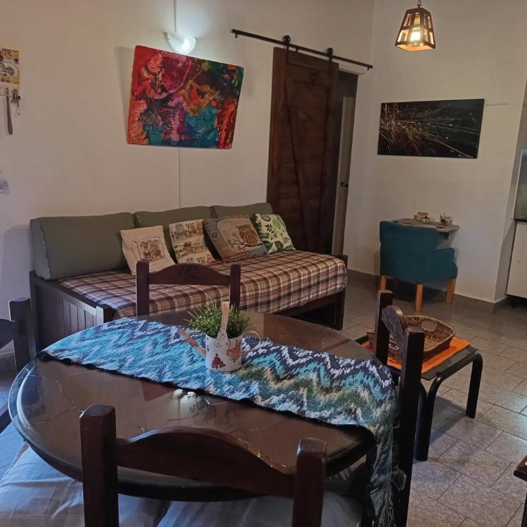 Alquilo casa dúplex!!! - Two-Bedroom House - 3