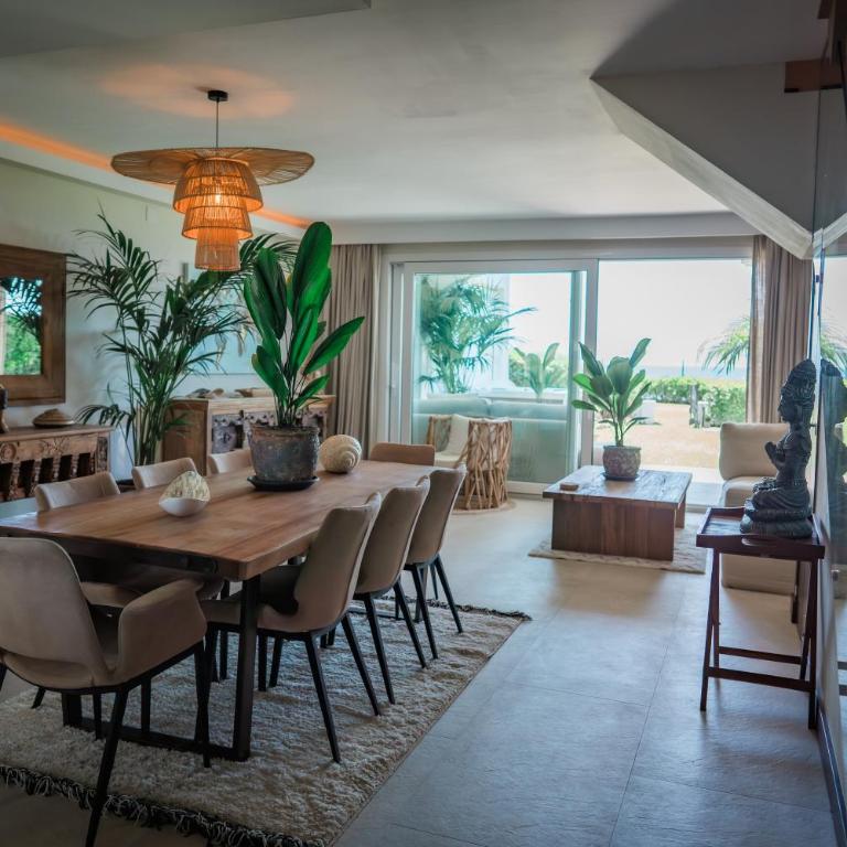 Casa Elegancia - Beach Paradise - Four-Bedroom House - 8