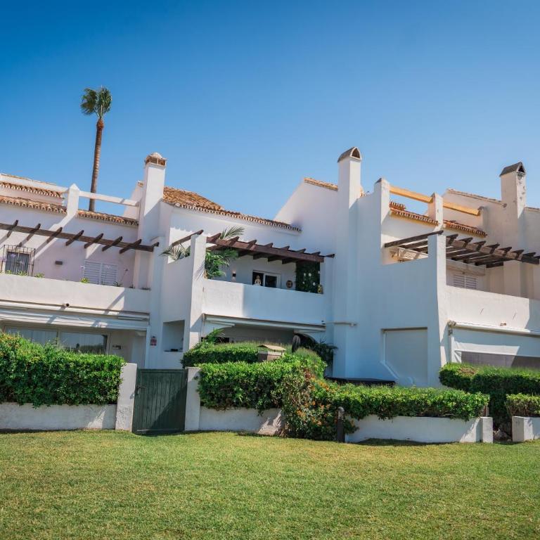 Casa Elegancia - Beach Paradise - Four-Bedroom House - 45