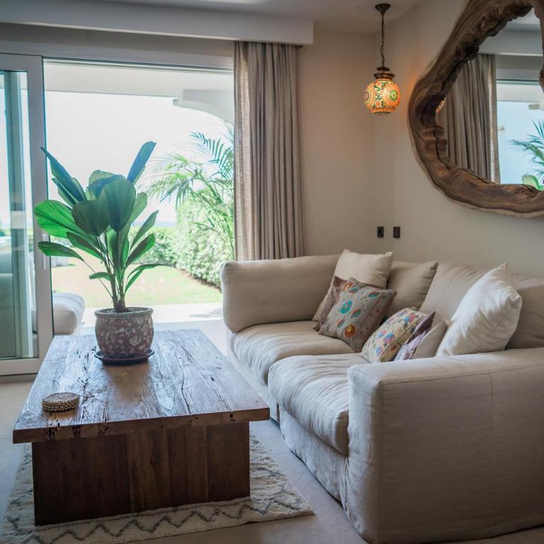 Casa Elegancia - Beach Paradise - Four-Bedroom House - 77