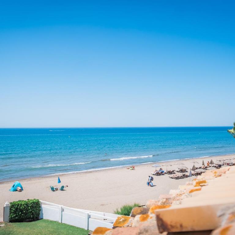 Casa Elegancia - Beach Paradise - Four-Bedroom House - 12