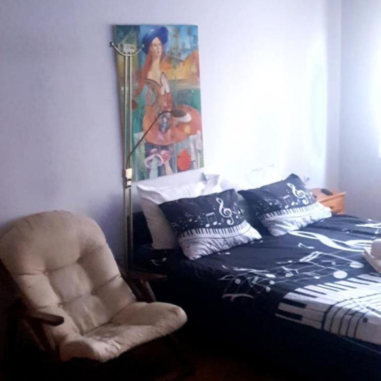 Smart 2 - One-Bedroom Apartment - 2