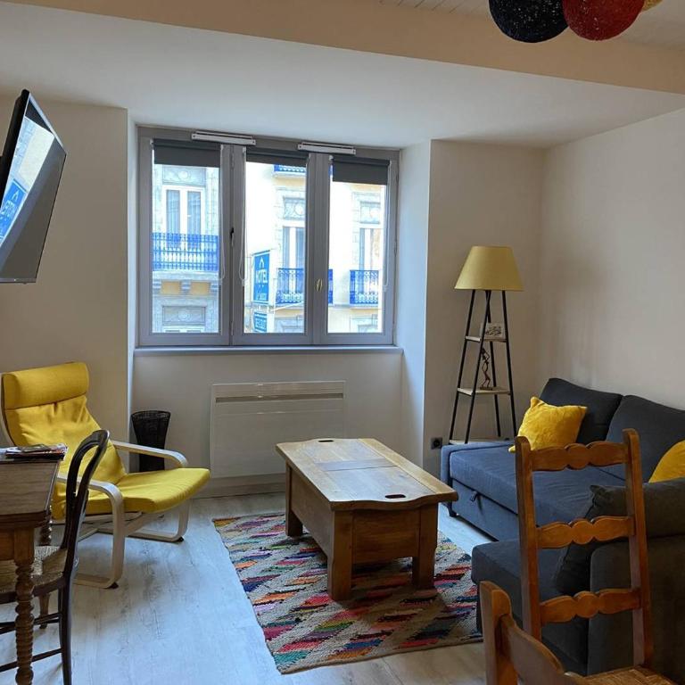 Appartement duplex à Cauterets avec sauna privé et wifi - FR-1-812-87 - Appartement - 10