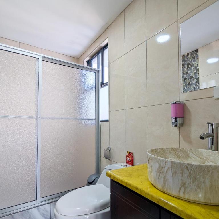 Departamento Centro Cuenca Terraza Vista al Rio - Apartamento de 1 dormitorio - 13