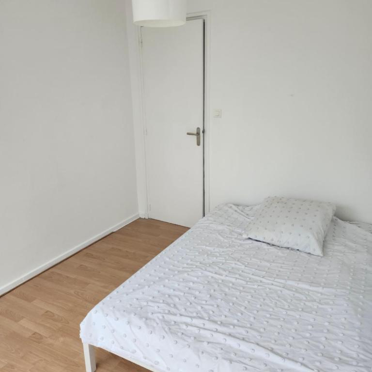 Joli F3 Montpellier proche mer et centre ville - Apartment mit 2 Schlafzimmern - 12