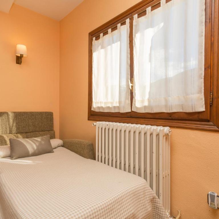 Hostal Casa Rosita - Camera Tripla (2 Adulti + 1 Bambino) - 4