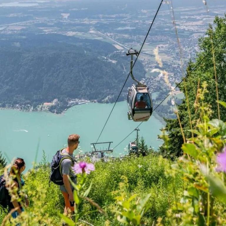 See-Apartment AURA am Fuße der Gerlitzen Alpe und Ufer des Ossiacher Sees - mit privatem Seezugang & Hallenbad - Apartment - 45
