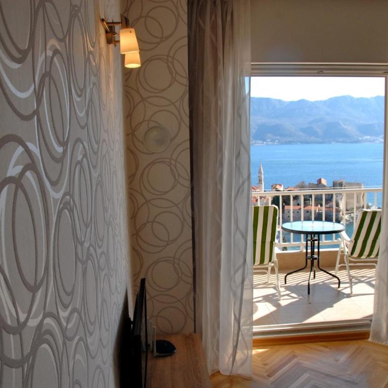 Apartments Inspiration - One-Bedroom Apartment with Balcony and Sea View - 15