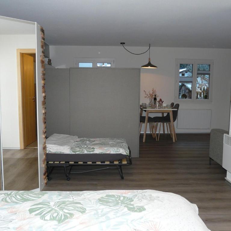 Apartment Morgengruss - 3 Min Walk to Train Station, Central & Quiet - Apartment - Erdgeschoss - 15