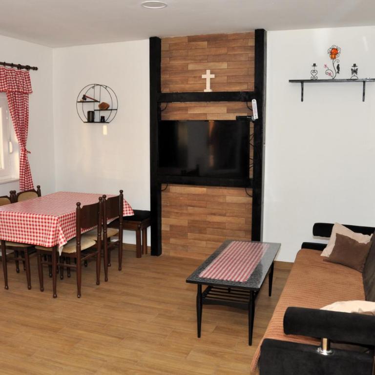 Kuća za odmor Bela Goranci - Two-Bedroom House - 7