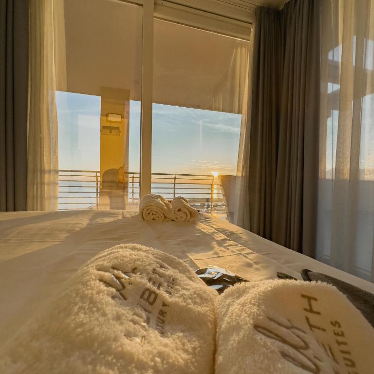 B&B Lilibeth Luxury Suites - Marina D'Arechi - Camera Matrimoniale Deluxe con Balcone e Vista Mare - 28