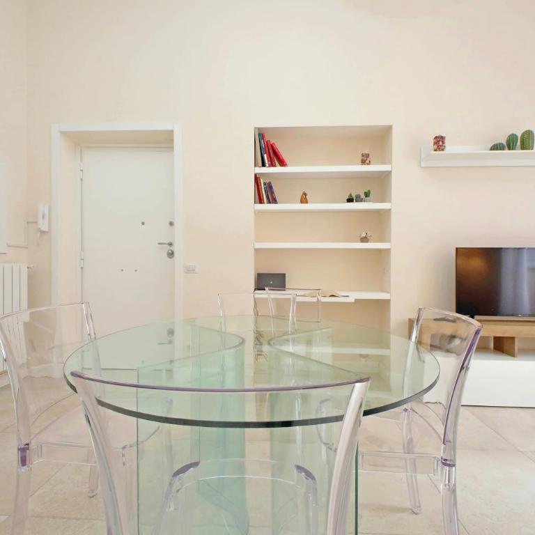 Balconcino romantico a via Aosta - Appartamento con 2 Camere da Letto - 36