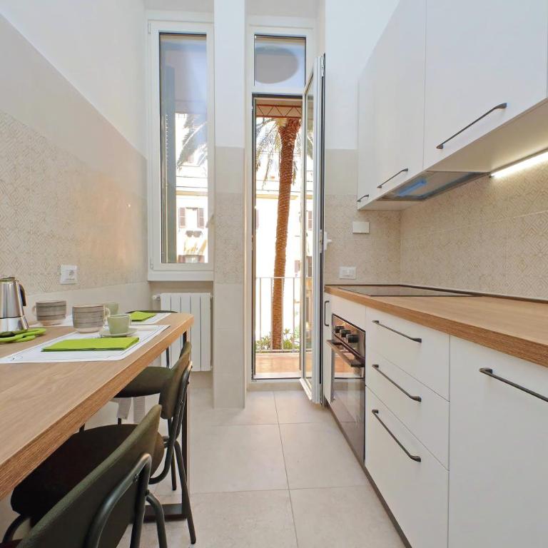 Balconcino romantico a via Aosta - Appartamento con 2 Camere da Letto - 44