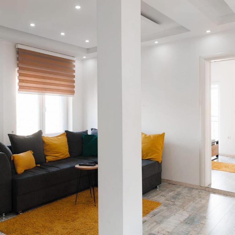 Apartments Bohemian - Porodični Apartman sa 2 Spavaće Sobe - 3