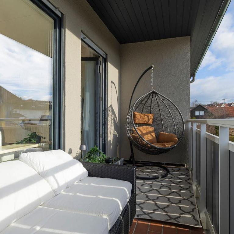 Luxx Home MM, Airport - Parkplatz - Küche - Balkon - Deluxe Apartment mit 3 Schlafzimmern - 61