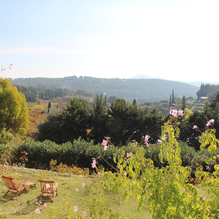 Mas Chamarel à Sanary-sur-Mer au milieu des vignes et oliviers - Villa - 4
