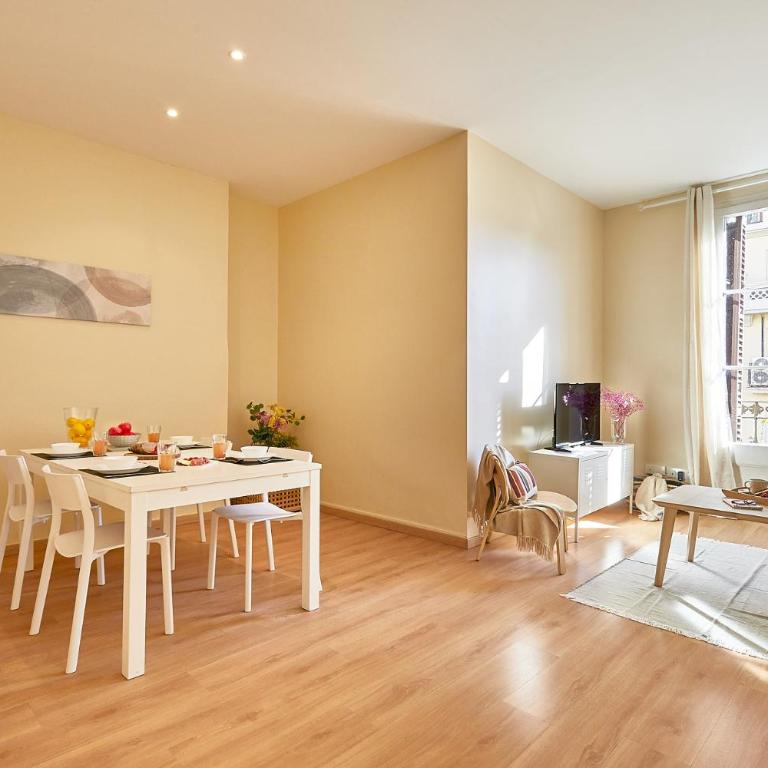 BBarcelona Urban Apartments - Two-Bedroom Apartment - 21