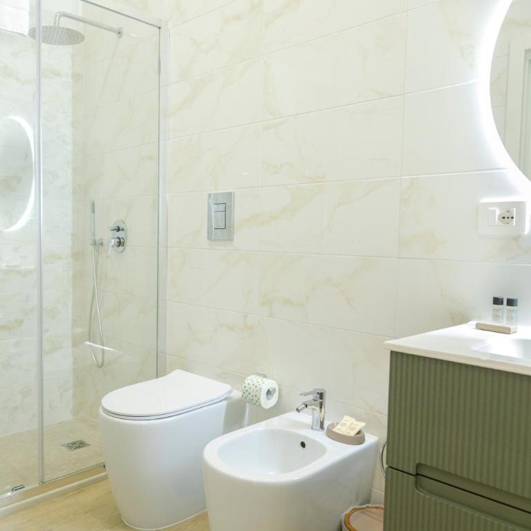 A casa di Leo Rooms - Camera Matrimoniale con Bagno Privato - 9