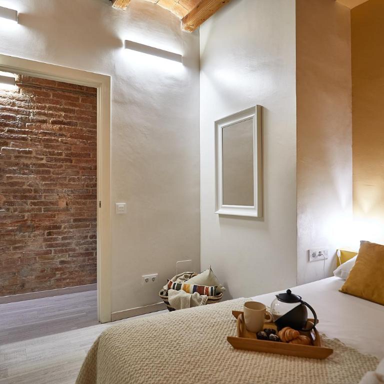 BBarcelona Urban Apartments - Three-Bedroom Premium Apartment - 13