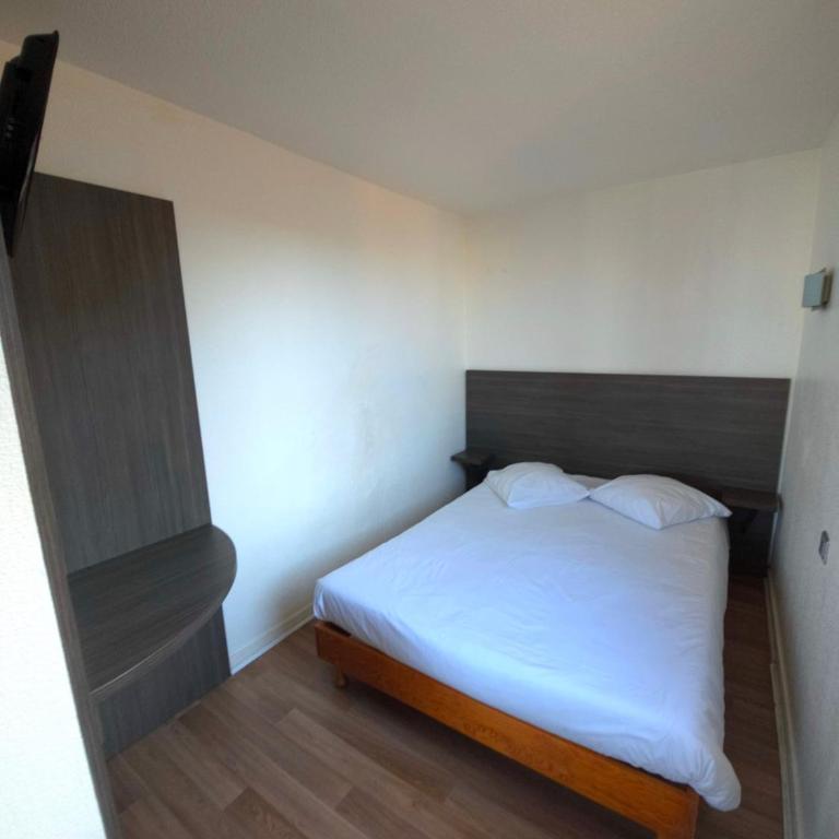 Geneva Residence - Studio - 11