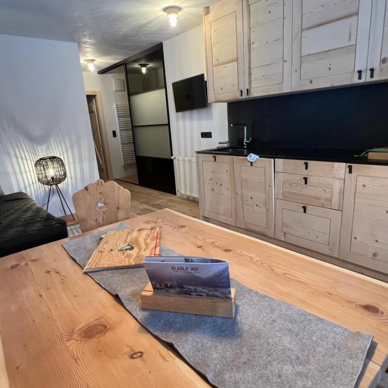 Bio Aparthotel Blasla - Apartamento de 2 dormitorios con balcón - 3