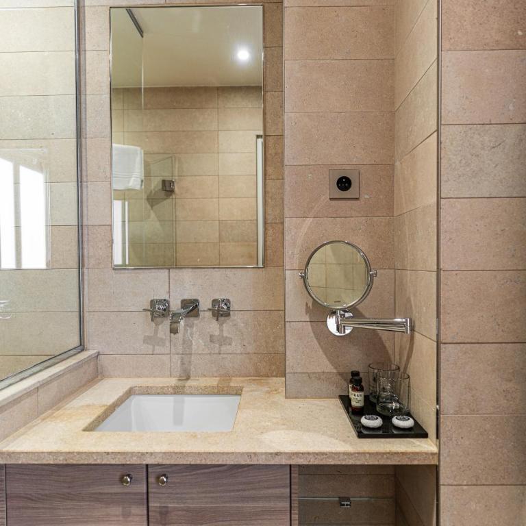 Hôtel Saint-Louis - Jardin du Luxembourg - Chambre Double ou Lits Jumeaux Confort - 5