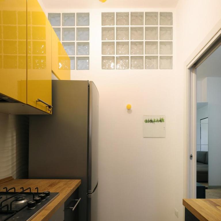 Monolocale Moderno con Balcone e Aria Condizionata - Monolocale Superior - 26