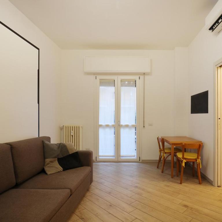 Monolocale Moderno con Balcone e Aria Condizionata - Monolocale Superior - 9