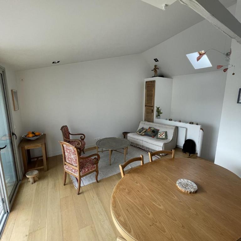 Maison de ville avec terrasse - Casa Unifamiliar de 2 dormitorios - 3