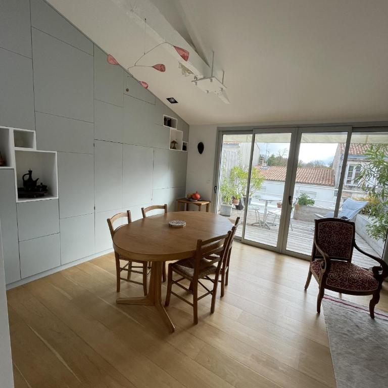 Maison de ville avec terrasse - Casa Unifamiliar de 2 dormitorios - 4