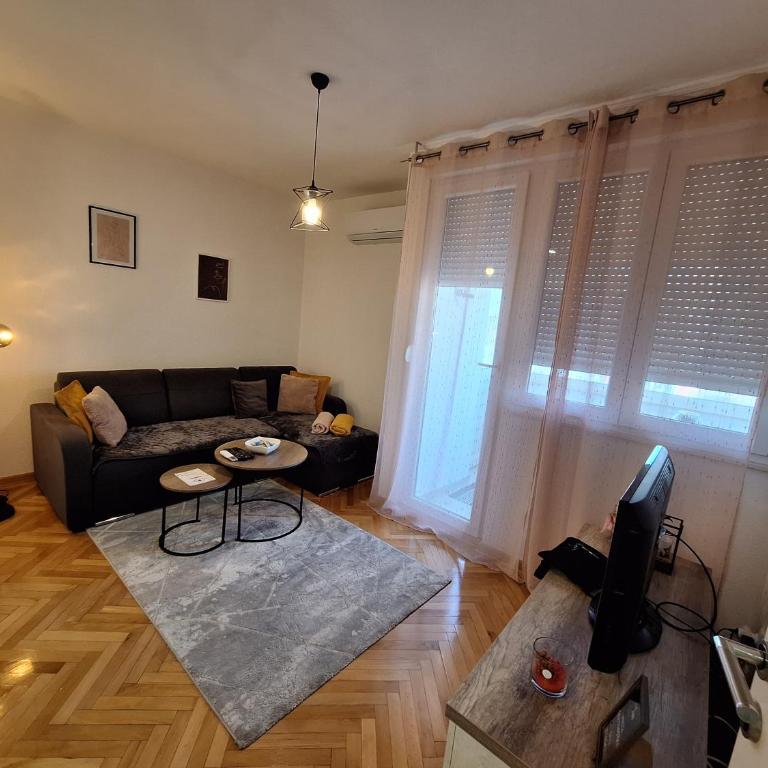 Apartman Inan - One-Bedroom Deluxe Apartment - 1