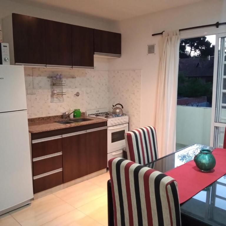 America2 MVI - Apartamento de 2 dormitorios con balcón - 1