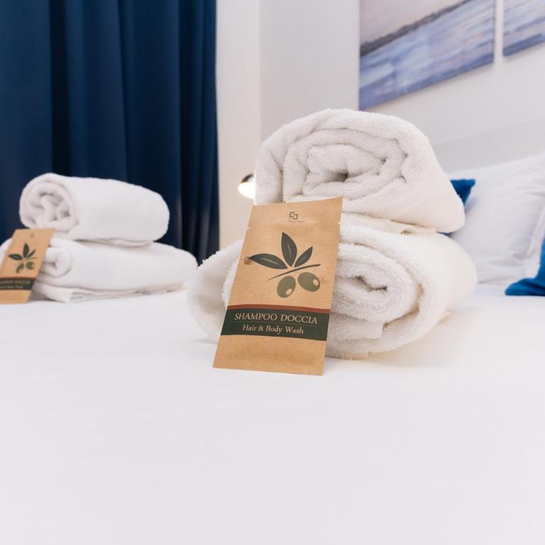 OFFERTA Estate Pescara Centro a due Passi dal Mare, Parcheggio a 500m - Appartamento Deluxe con 1 Camera da Letto - 8
