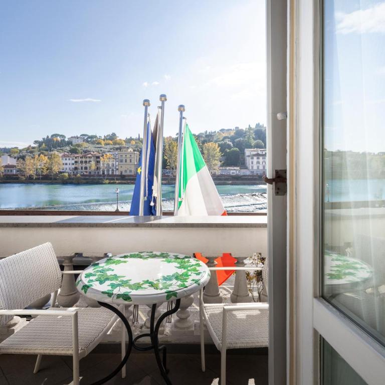 LHP Hotel River & SPA - Junior Suite - Arno View - 3
