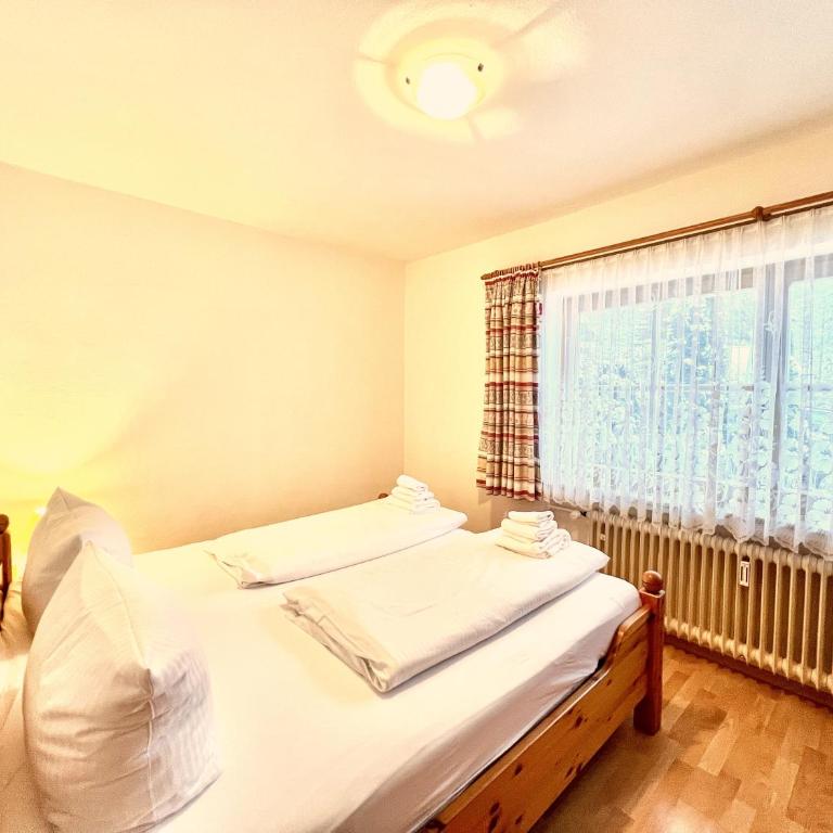 Appartementhaus Königstraße Ferienwohnung Linderhof - Apartment mit Blick auf die Berge - 5