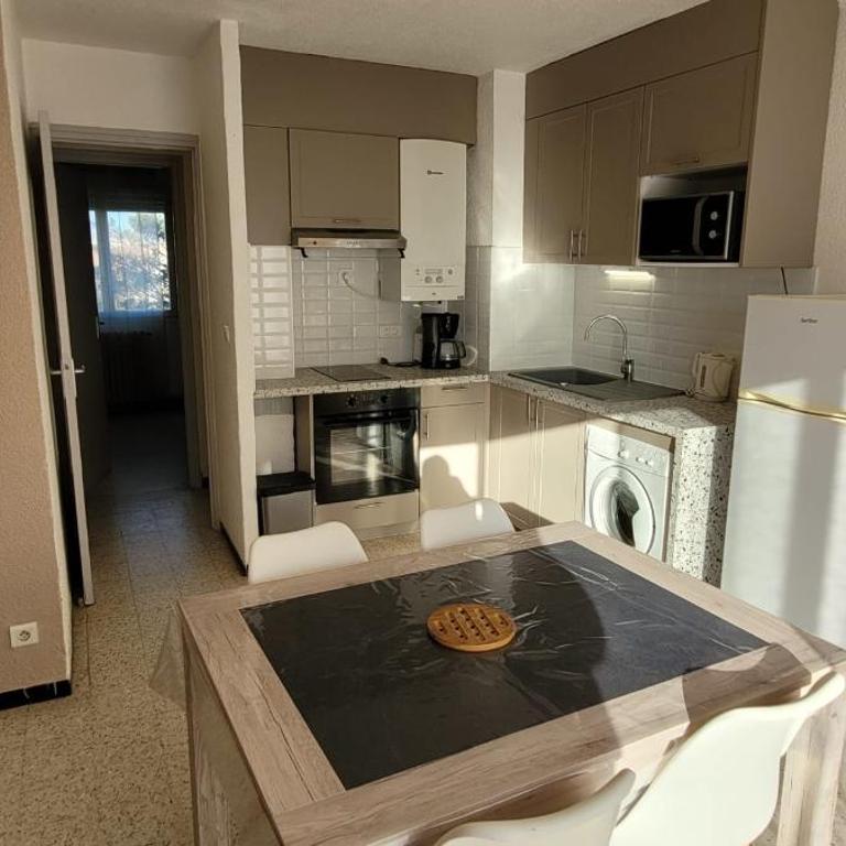 T3 with balcony near the beach - Appartement - 2