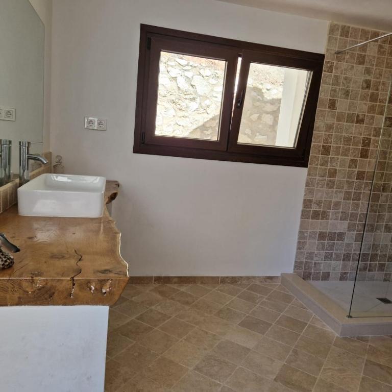 Habitación doble con baño grande privado en piso compartido - Apartamento de 1 dormitorio - 48